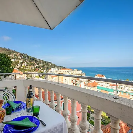 Apartment La Vie Enchanting Sea View - Happy *